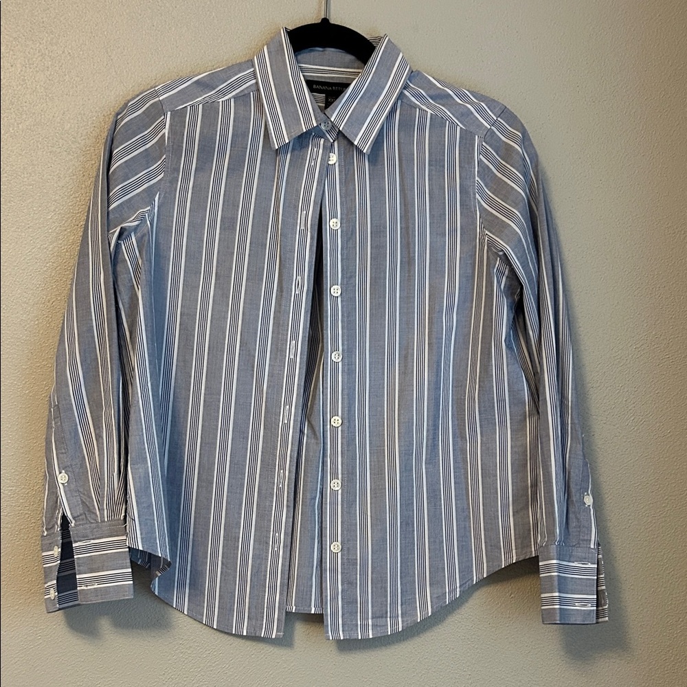 Banana Republic Blue and White Striped Shirt